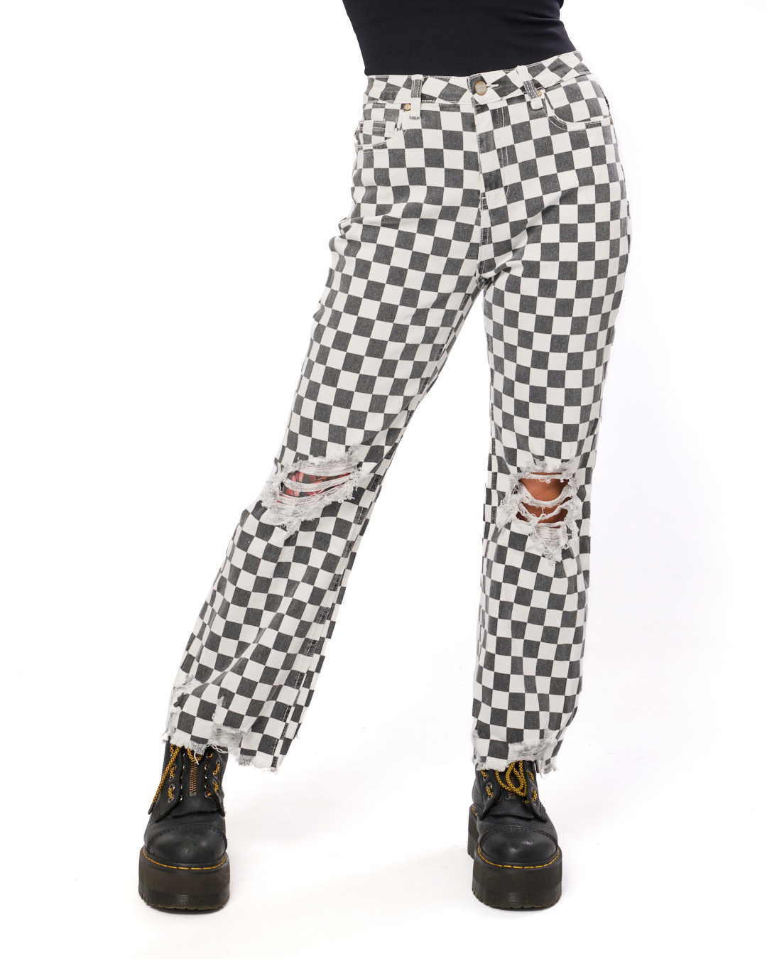 DISTRESSED CHECKERBOARD CROPPED JEANS