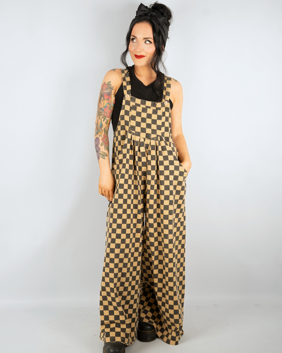 CHECKERBOARD WIDE LEG DENIM OVERALLS IN BLACK MOCHA