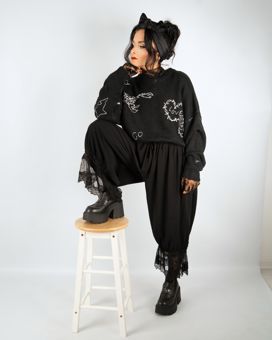 STINGER STITCH EMBROIDERED SWEATER