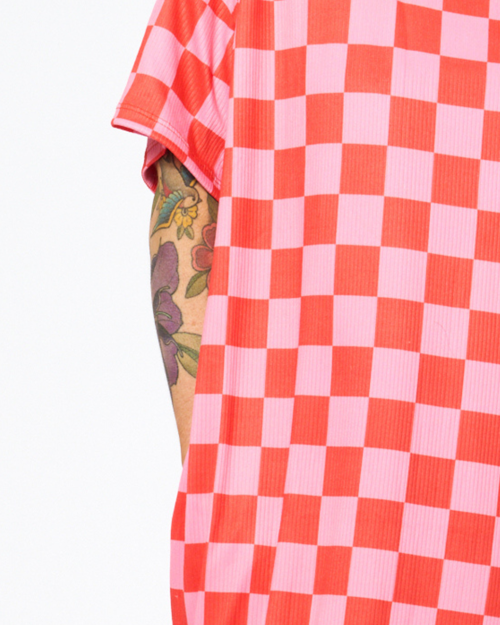 GRIDLOCKED RIBBED OVERSIZED DRESS IN RED + PINK