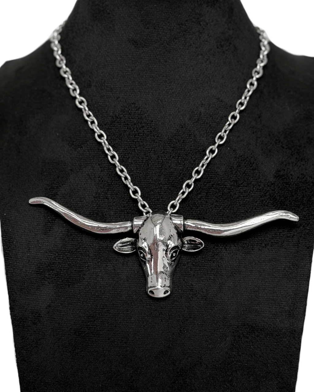 NIGHT RIDER LONGHORN COW CHAIN