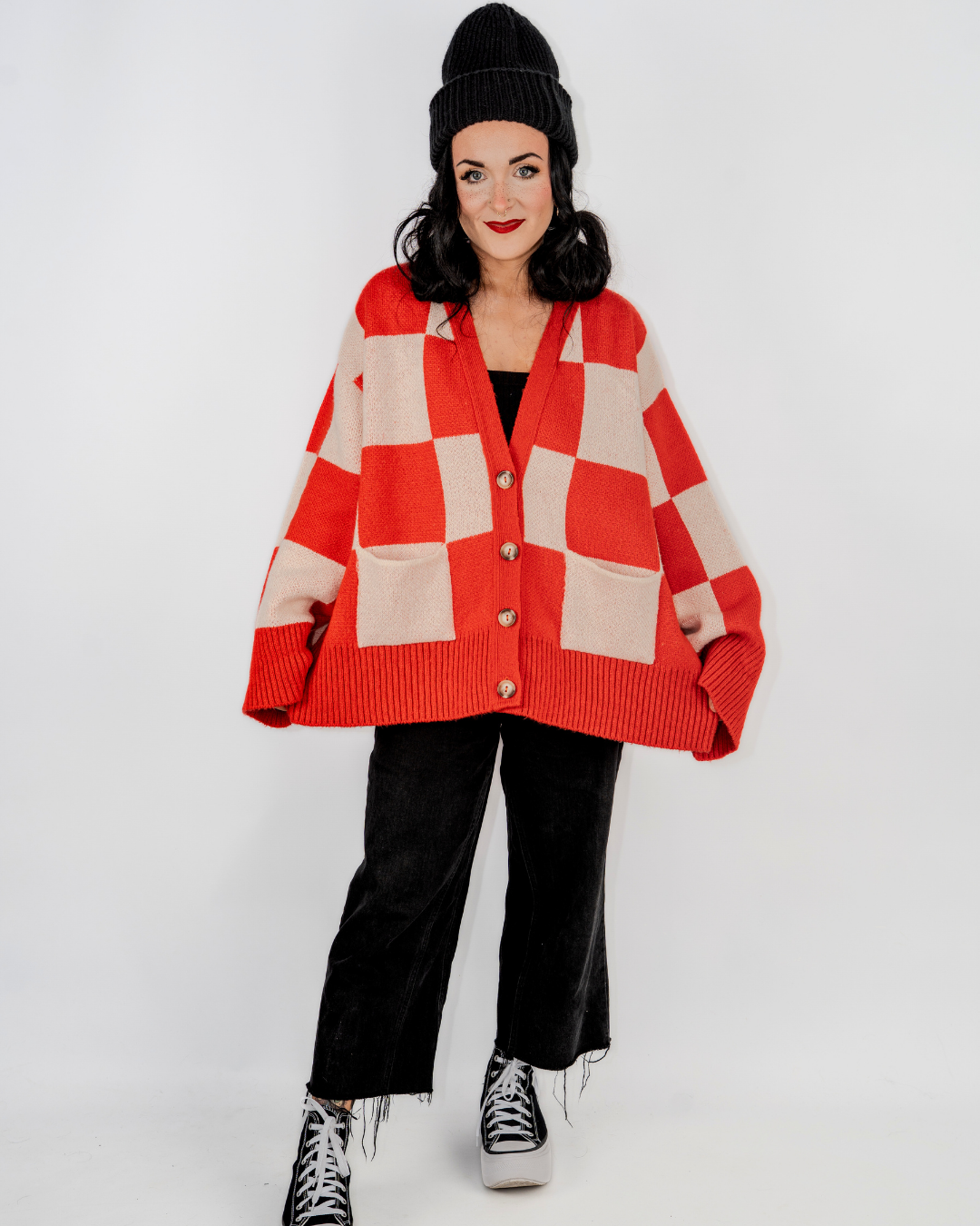 CHECKERBOARD MISFIT CHUNKY KNIT CARDIGAN IN RED + WHITE