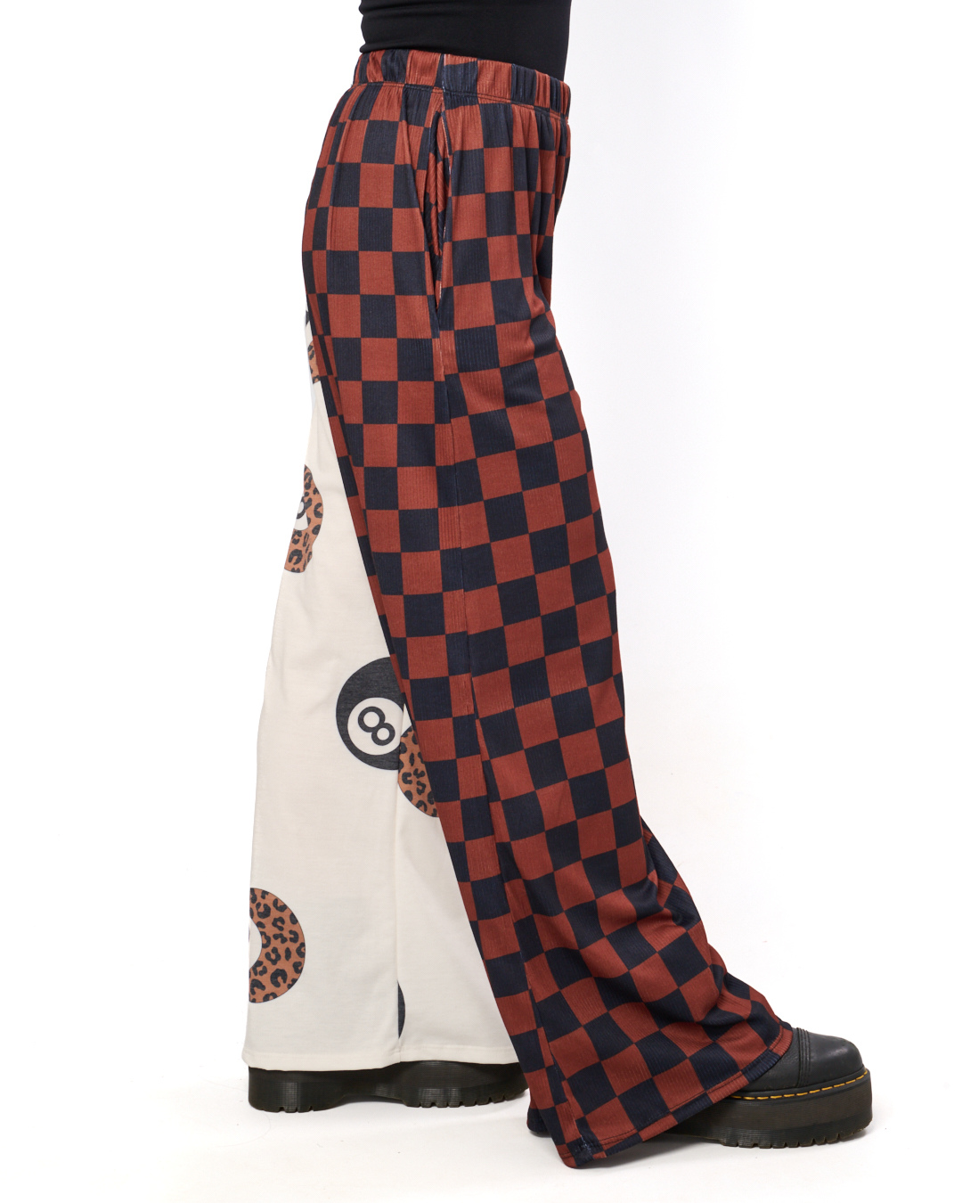 SPLIT DECISION 8 BALL PANTS IN MOCHA + BLACK