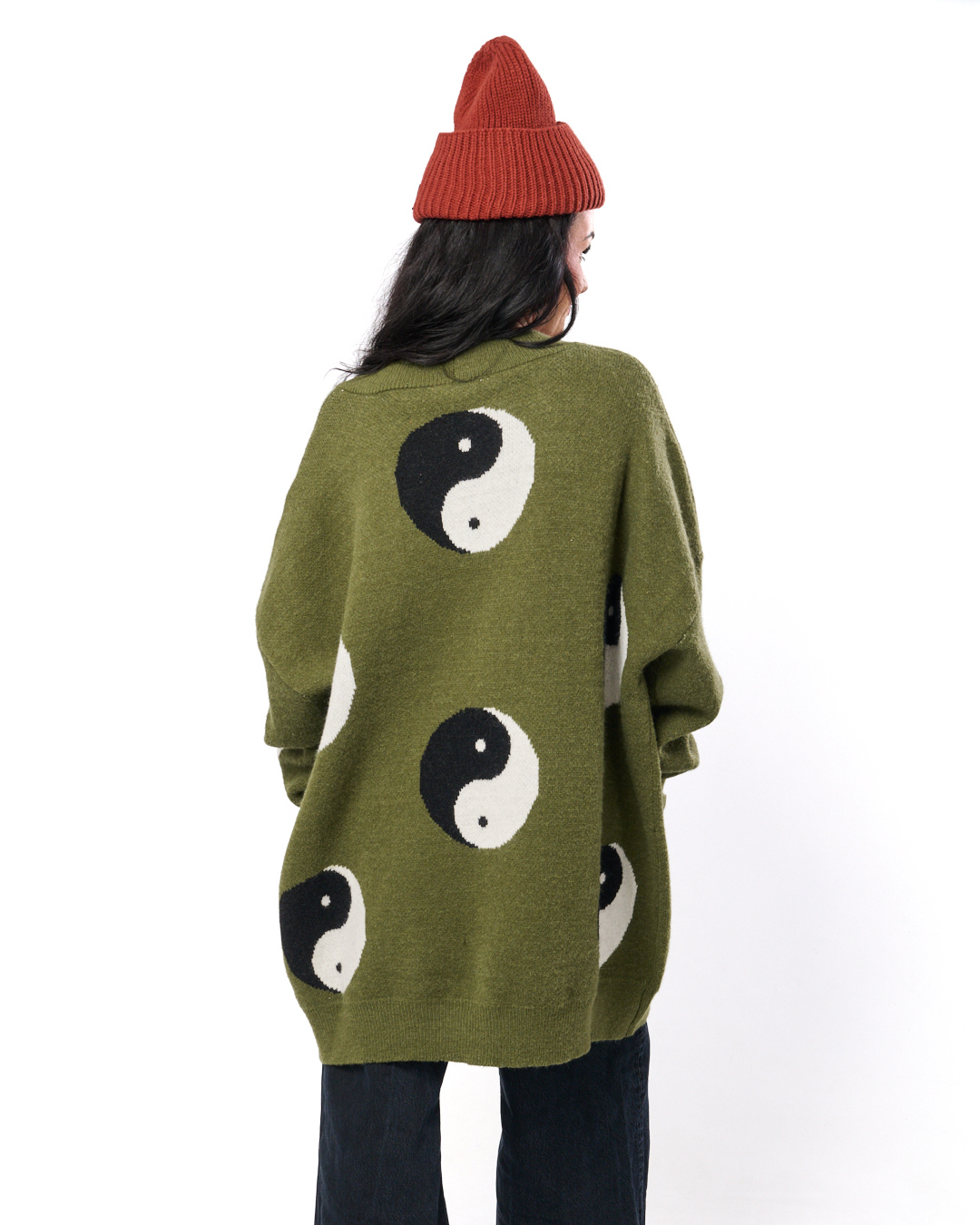 YIN & YANG OVERSIZED CARDIGAN IN OLIVE