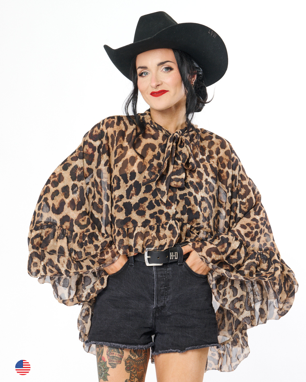 WILDPRINT RUFFLE BLOUSE IN LEOPARD