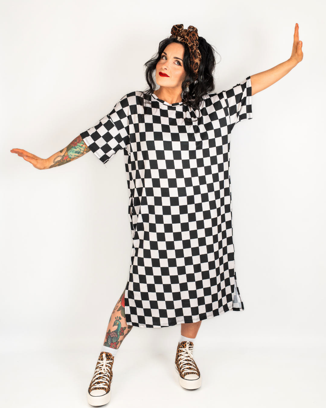 GRIDLOCKED RIBBED OVERSIZED DRESS IN BLACK + WHITE