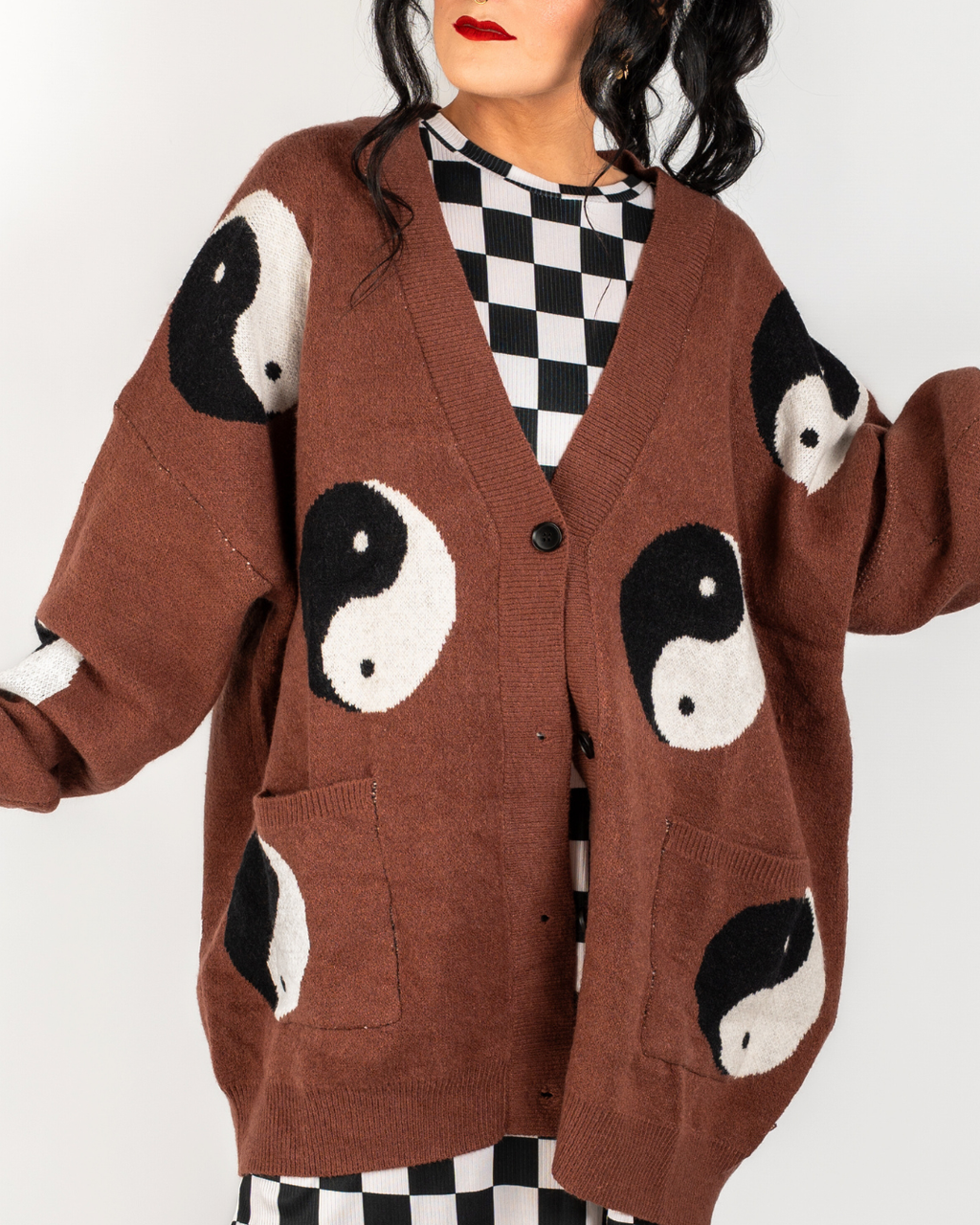 YIN & YANG OVERSIZED CARDIGAN IN BROWN