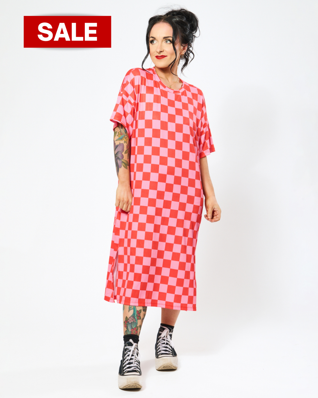 GRIDLOCKED RIBBED OVERSIZED DRESS IN RED + PINK