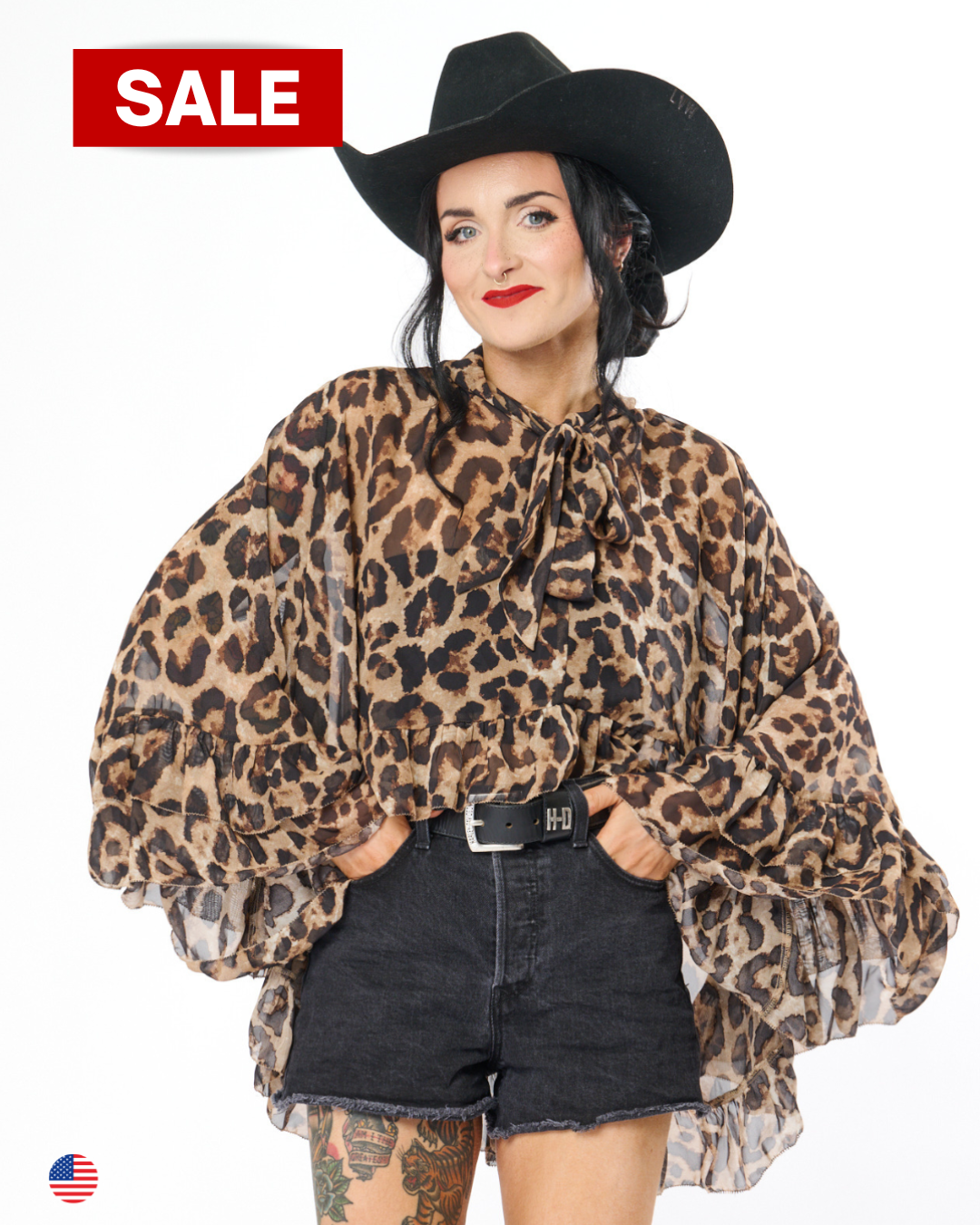WILDPRINT RUFFLE BLOUSE IN LEOPARD